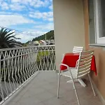 In With Sea View, Balcony, Air Conditioning, Wi-fi شقة Duće