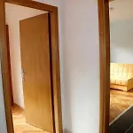 In With Sea View, Balcony, Air Conditioning, Wi-fi Duće