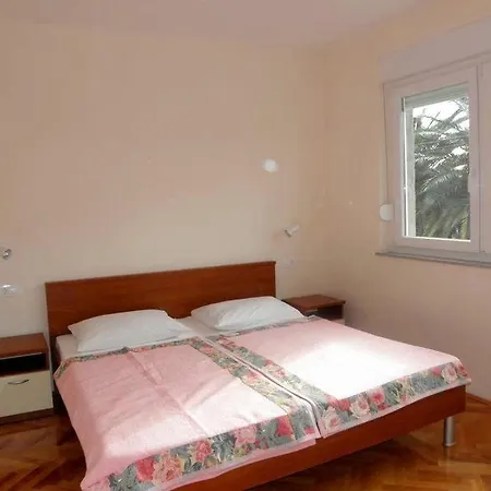 In With Sea View, Balcony, Air Conditioning, Wi-fi * Duće