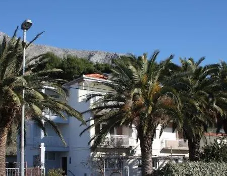 Lejlighed In With Sea View, Balcony, Air Conditioning, Wi-fi Duće