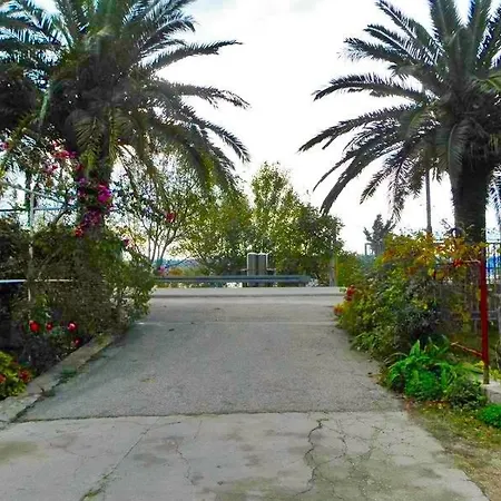 In With Sea View, Balcony, Air Conditioning, Wi-fi *