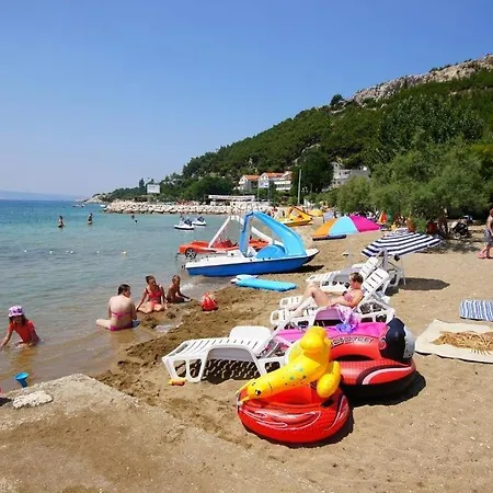 In With Sea View, Balcony, Air Conditioning, Wi-fi Duće